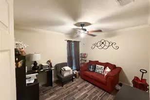 913 Francis St, Lancaster, TX 75146 - Photo 8