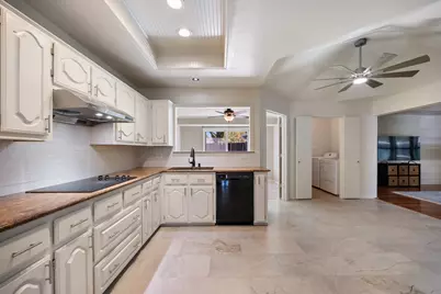 1908 Lavaca Trail, Carrollton, TX 75010 - Photo 20