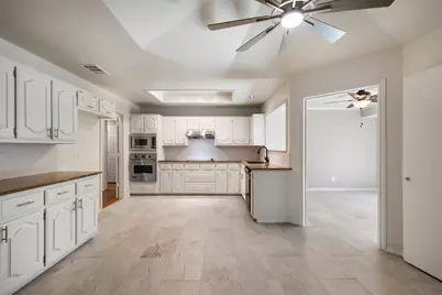 1908 Lavaca Trail, Carrollton, TX 75010 - Photo 18