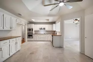 1908 Lavaca Trail, Carrollton, TX 75010 - Photo 18