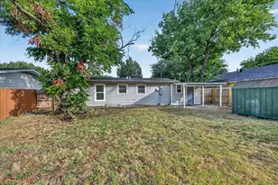906 Euclid St, Cleburne, TX 76033 - Photo 26