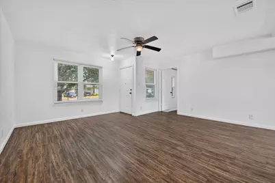 906 Euclid Street, Cleburne, TX 76033 - Photo 4