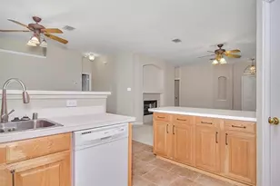 8409 Island Ct, Fort Worth, TX 76137 - Photo 8