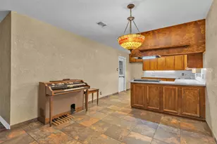 1208 Harrison Ln, Hurst, TX 76053 - Photo 12