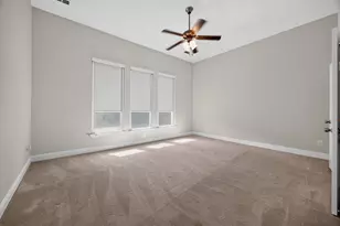 917 Sundrop Dr, Little Elm, TX 75068 - Photo 22