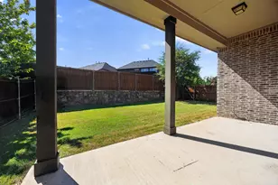 917 Sundrop Dr, Little Elm, TX 75068 - Photo 36