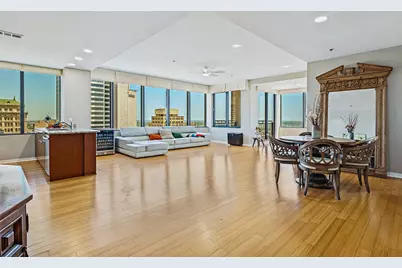 1200 Main Street #2512, Dallas, TX 75202 - Photo 2