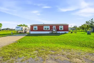 160 Buckskin Ct, Stephenville, TX 76401 - Photo 1