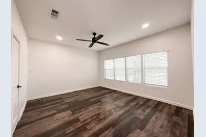 315 W Market Street, Mabank, TX 75147 - Photo 16