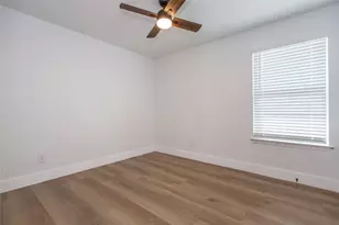 1704 Brookarbor Ct, Arlington, TX 76018 - Photo 34