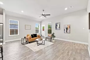 2704 Starling St, Denton, TX 76205 - Photo 6