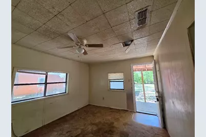 311 Elmo Street, Cleburne, TX 76031 - Photo 8