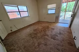 311 Elmo St, Cleburne, TX 76031 - Photo 6