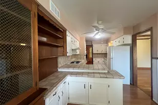 3910 Cedarbrush Dr, Dallas, TX 75229 - Photo 12