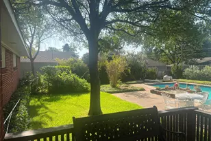 3910 Cedarbrush Dr, Dallas, TX 75229 - Photo 32