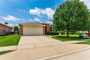 1608 Rialto Way, Fort Worth, TX 76247 - Photo 2