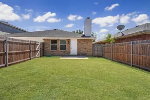 1941 Indian Lilac Dr, Lancaster, TX 75146 - Photo 26