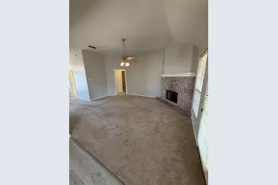 1427 Shadow Run, Weatherford, TX 76086 - Photo 4