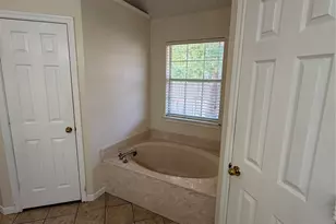 1427 Shadow Run, Weatherford, TX 76086 - Photo 12