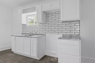 1825 Lyle Ave, Waco, TX 76708 - Photo 8