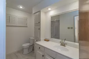 2604 Twinpost Ct, Irving, TX 75062 - Photo 28