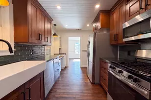 1856 Carl St, Fort Worth, TX 76103 - Photo 8