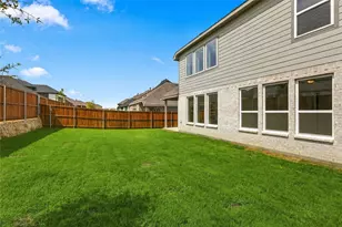 936 Alberta Spruce Rd, Fort Worth, TX 76247 - Photo 34