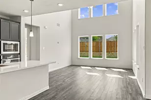 936 Alberta Spruce Rd, Fort Worth, TX 76247 - Photo 10