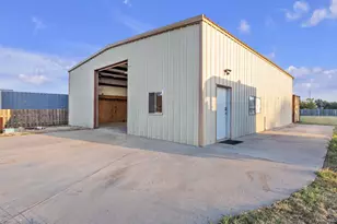 10282 Gentry Dr, Justin, TX 76247 - Photo 28