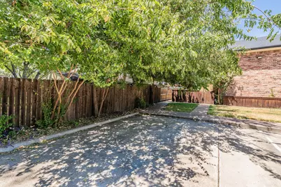 714 E Wall Street #106, Grapevine, TX 76051 - Photo 30