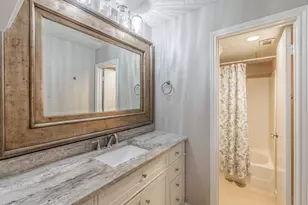 714 E Wall St, Grapevine, TX 76051 - Photo 26