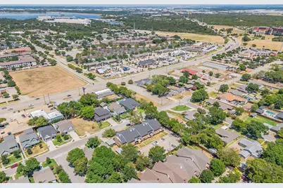 714 E Wall Street #106, Grapevine, TX 76051 - Photo 36
