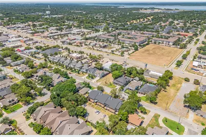 714 E Wall Street #106, Grapevine, TX 76051 - Photo 34
