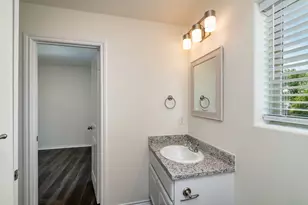201 S May St, Whitewright, TX 75491 - Photo 18