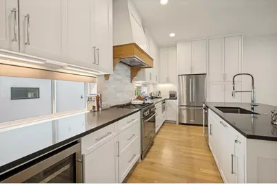 4220 Hawthorne Avenue #103, Dallas, TX 75219 - Photo 12