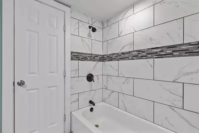207 W Heard Street, Cleburne, TX 76033 - Photo 16