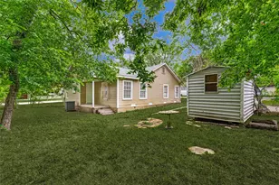 901 W Virginia St, McKinney, TX 75069 - Photo 12