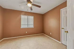 8449 Canvasback Ln, Dallas, TX 75249 - Photo 18