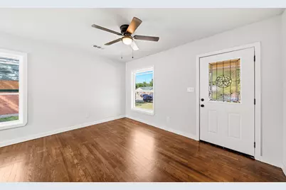 3631 Idaho Avenue, Dallas, TX 75216 - Photo 2