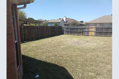 6004 Harwood Crossing Drive, Arlington, TX 76018 - Photo 20