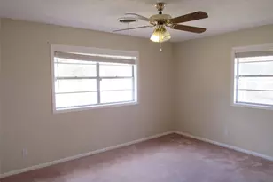 423 W Anders St, Marlin, TX 76661 - Photo 12