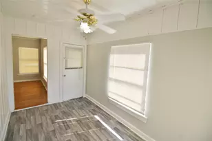 3427 Kinmore St, Dallas, TX 75223 - Photo 18