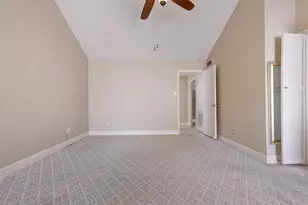 9400 Doliver Dr, Houston, TX 77063 - Photo 26