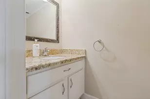 9400 Doliver Dr, Houston, TX 77063 - Photo 16