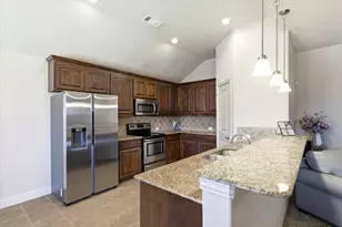 115 Blue Quail Rd, Red Oak, TX 75154 - Photo 2