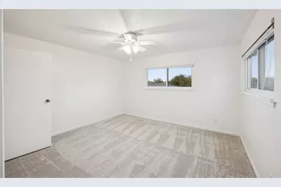 930 Shady Creek Lane, Bedford, TX 76021 - Photo 12