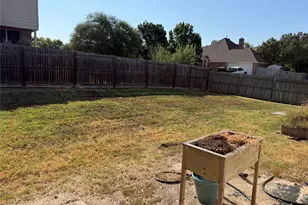2700 Jennie Wells Dr, Mansfield, TX 76063 - Photo 12