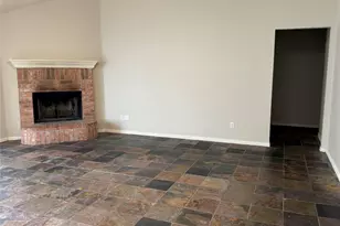 2700 Jennie Wells Dr, Mansfield, TX 76063 - Photo 2