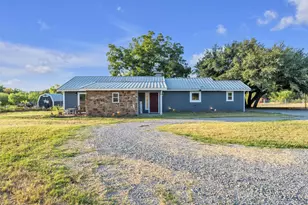 4080 Pleasant Valley Rd, Mineral Wells, TX 76067 - Photo 1