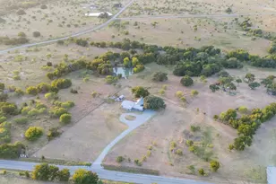 4080 Pleasant Valley Rd, Mineral Wells, TX 76067 - Photo 38